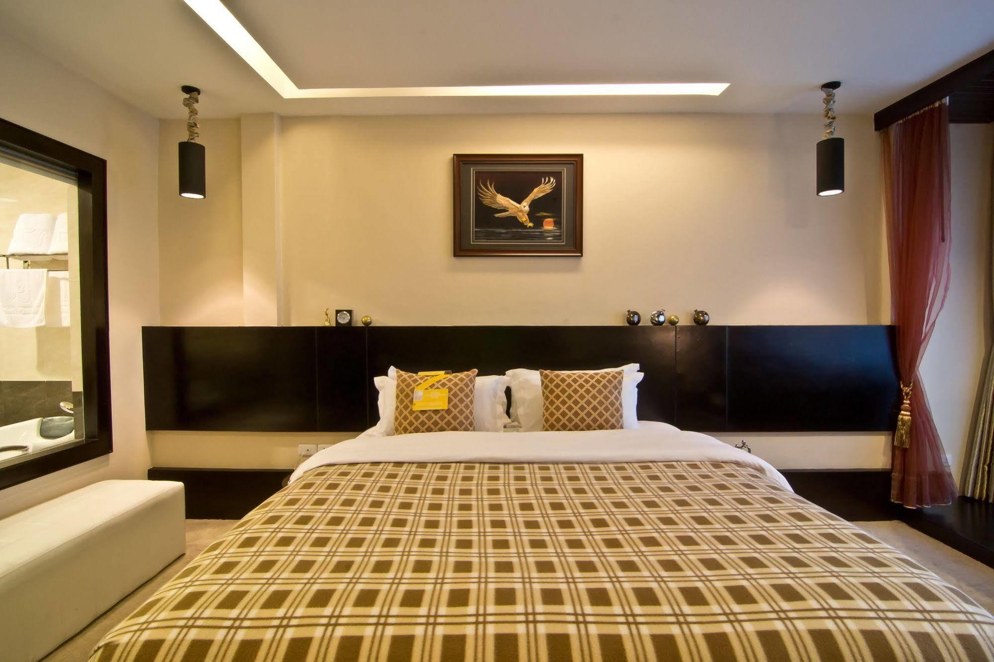 Rashmi'S Plaza Hotel Vientiane Buitenkant foto