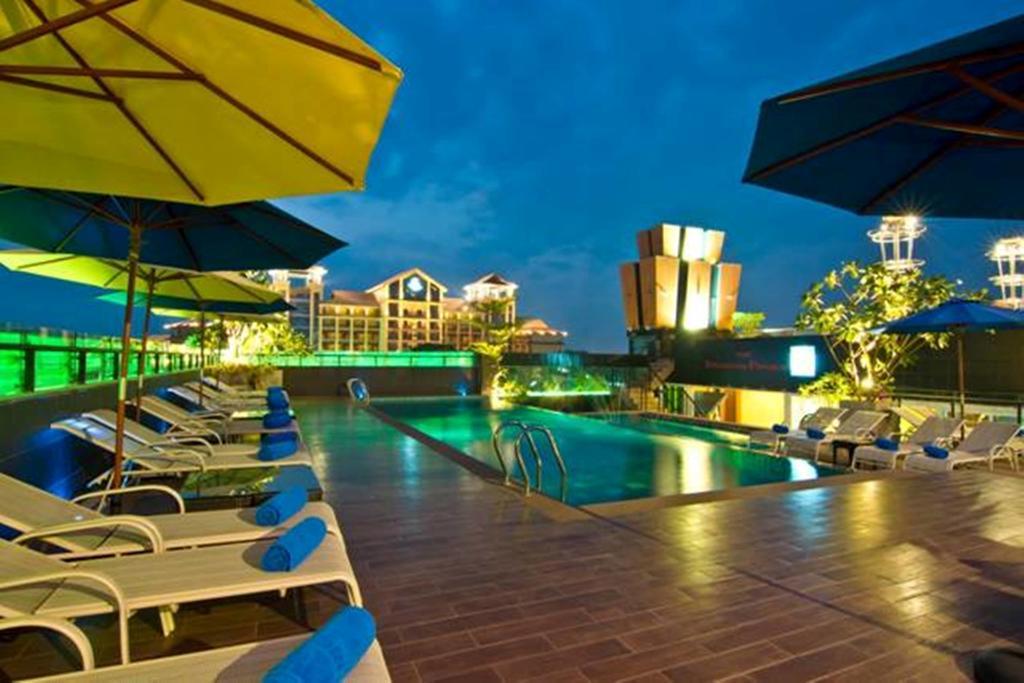Rashmi'S Plaza Hotel Vientiane Buitenkant foto