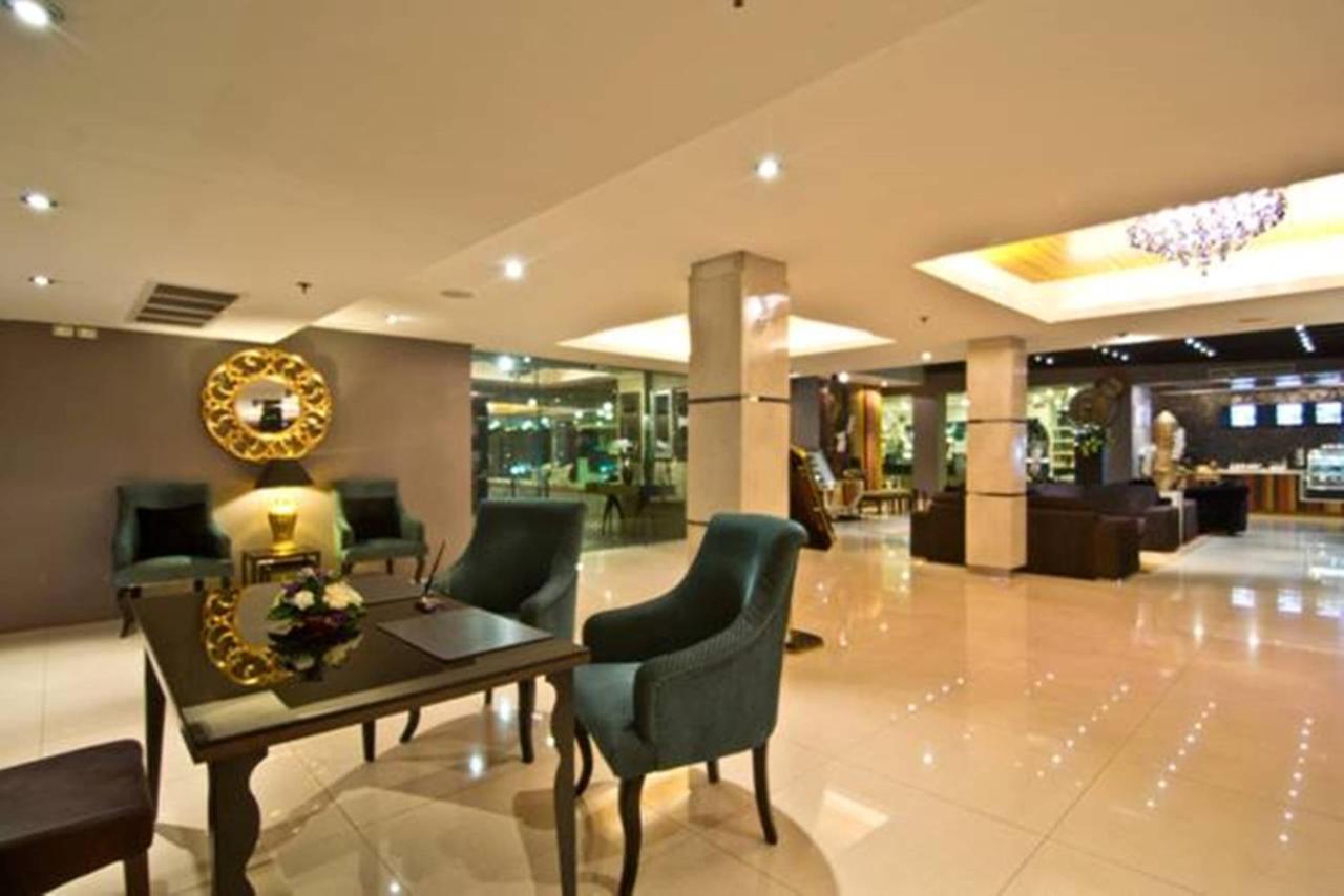 Rashmi'S Plaza Hotel Vientiane Buitenkant foto